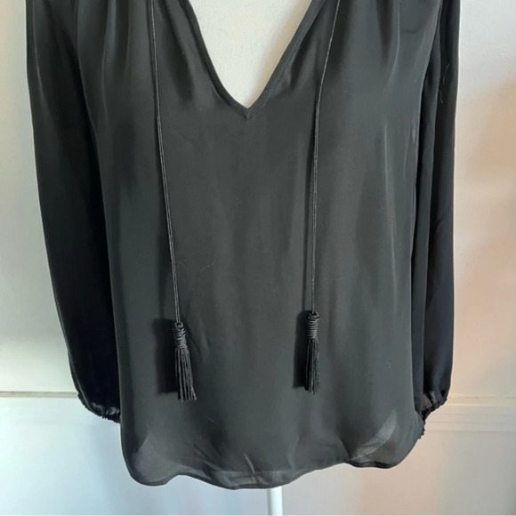 Joie • Black Long Sleeve Split V Tie Neck 100% Silk Odelette Blouse - Picture 5 of 7